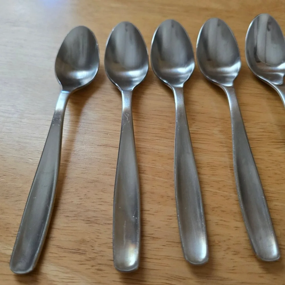 Set of 6 Gourmet Settings 18/10 Stainless Teaspoons 6 5/8
